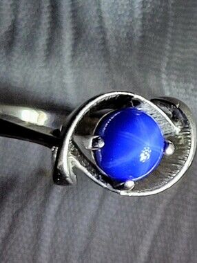 Blue Star Sapphire(5.3mm)10k White Gold By Pass Ring- Jewelry By Siffari Sz 6.75
